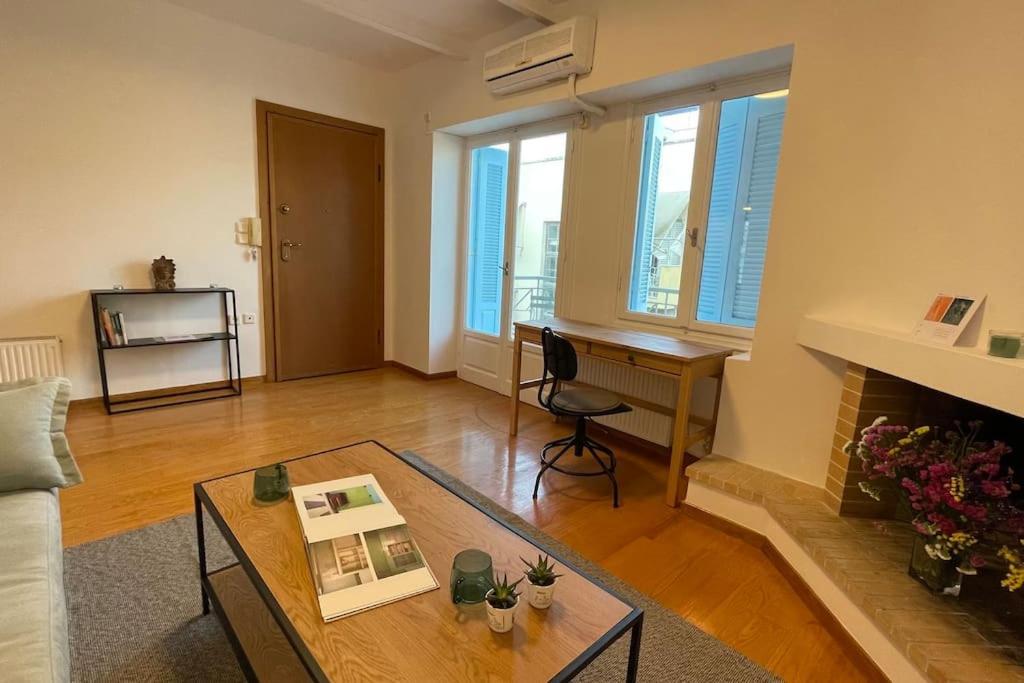Cute Apartment At The Foot Of Lycabettus Hill Atenas Exterior foto